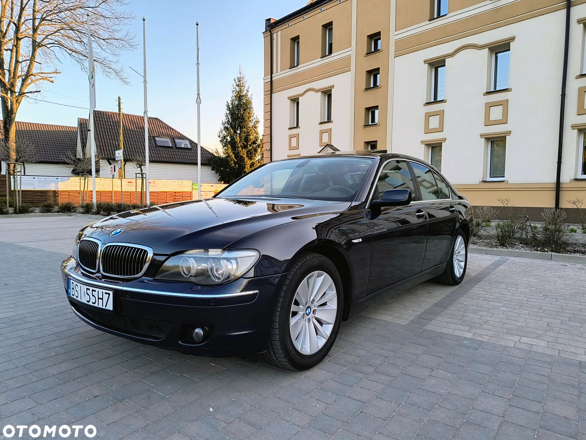 BMW Seria 7 740i - 18