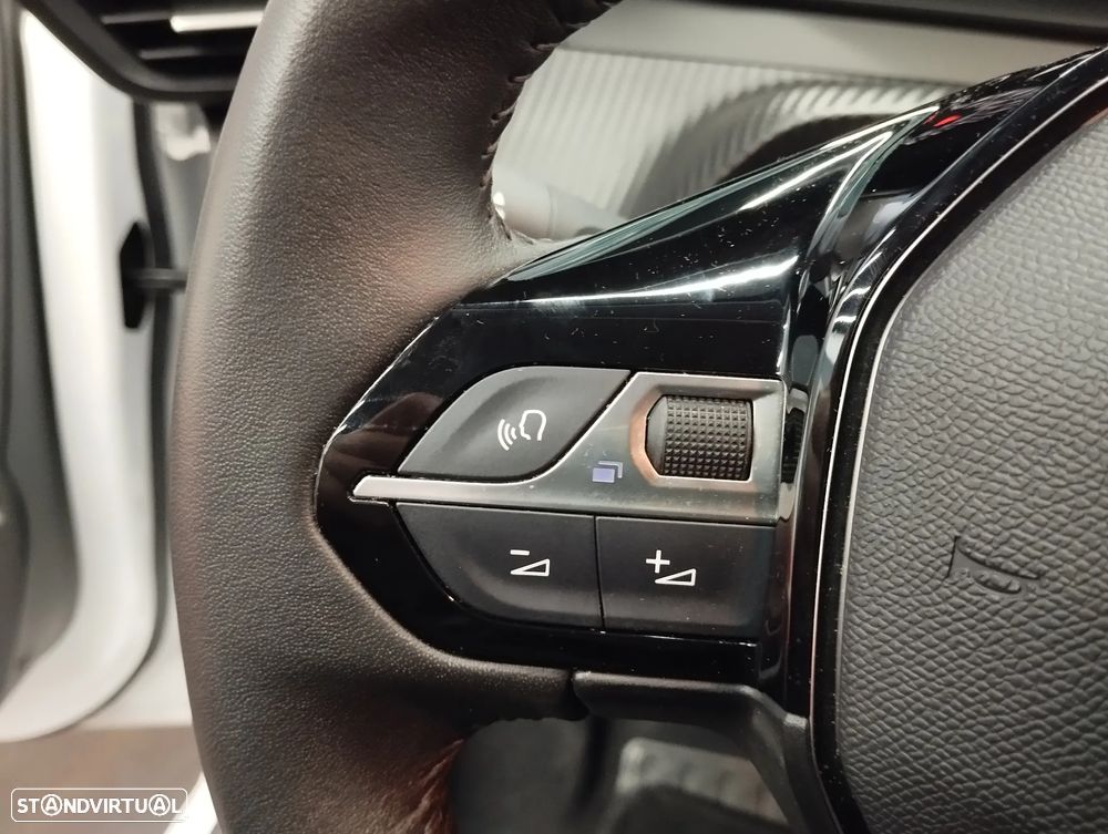 Peugeot 208 1.5 BlueHDi Active - 18