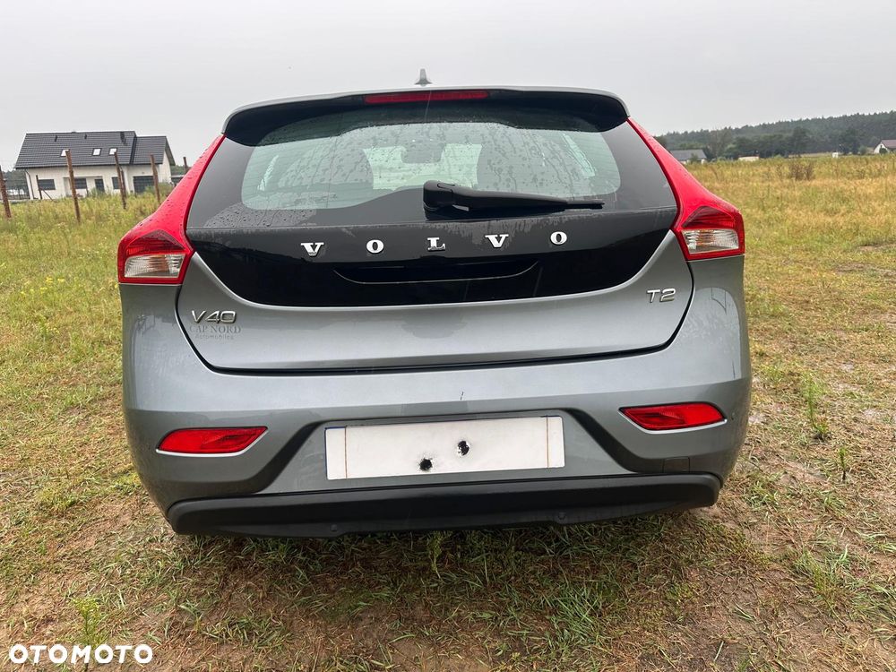 Volvo V40 T2 Linje Svart - 38