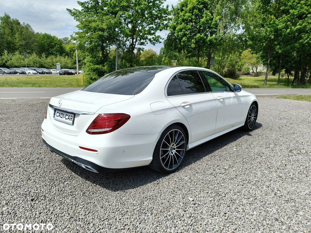 Mercedes-Benz Klasa E - 4