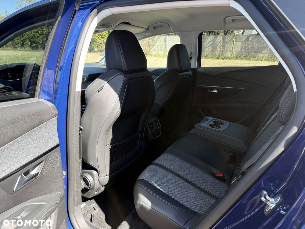 Peugeot 3008 PureTech 130 Stop & Start GPF Active Business-Paket - 24