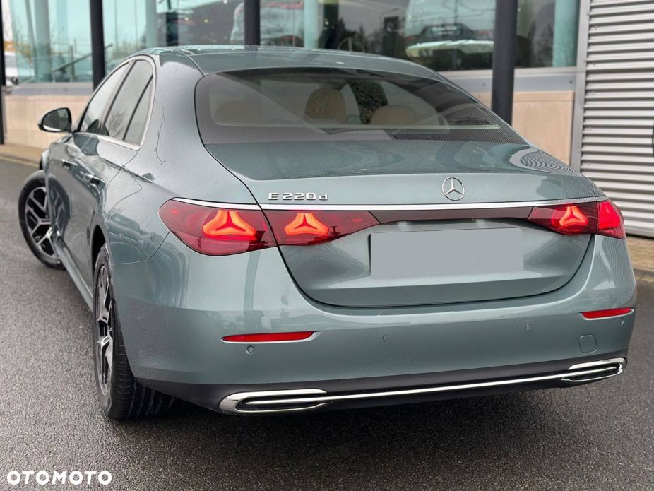 Mercedes-Benz Klasa E - 3
