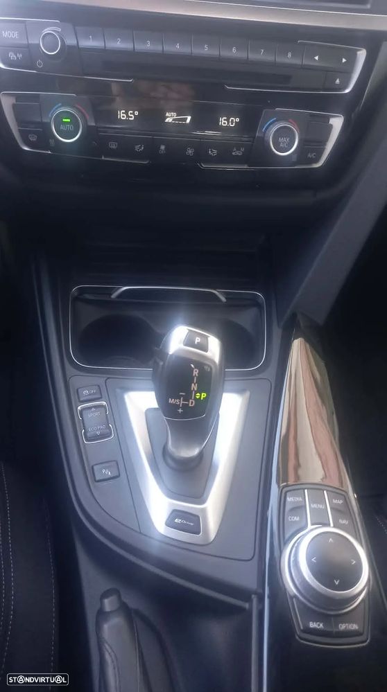 BMW 330 e iPerformance - 14