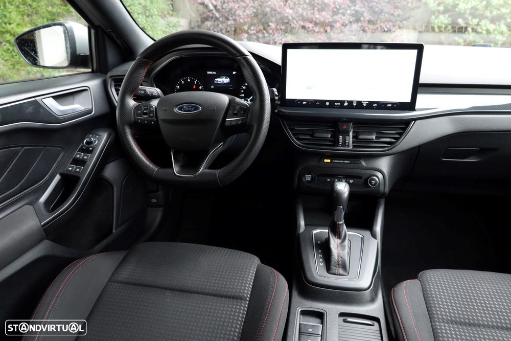 Ford Focus 1.0 EcoBoost MHEV ST-Line Aut. - 17