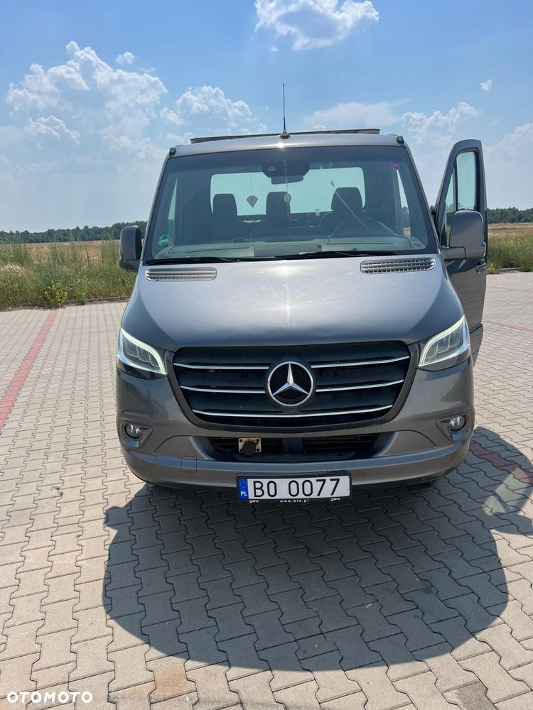 Mercedes-Benz Sprinter - 2