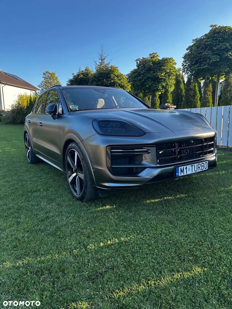 Porsche Cayenne Turbo GT - 5