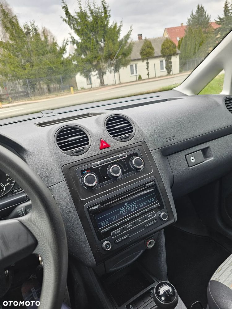 Volkswagen Caddy - 16