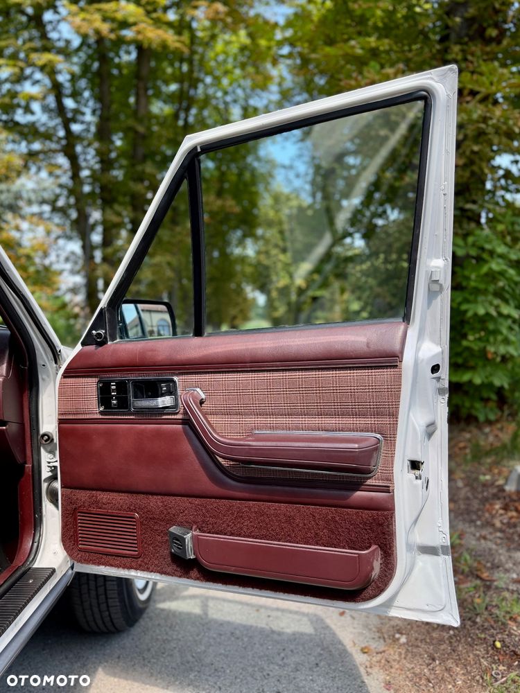 Jeep Comanche - 31