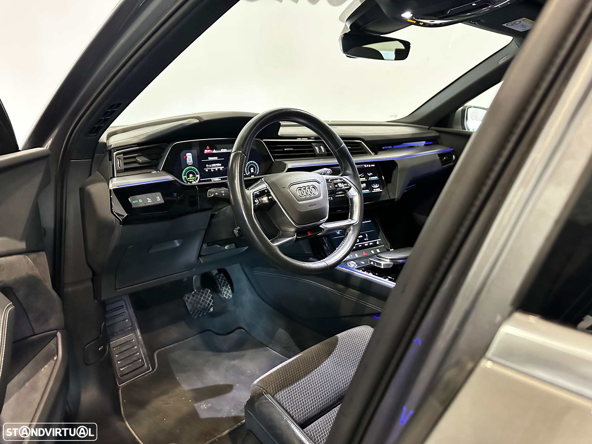 Audi e-tron 55 quattro S line - 14