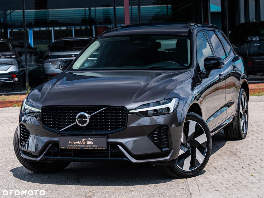 Volvo XC 60 T6 Plug-In Hybrid AWD R-Design - 2