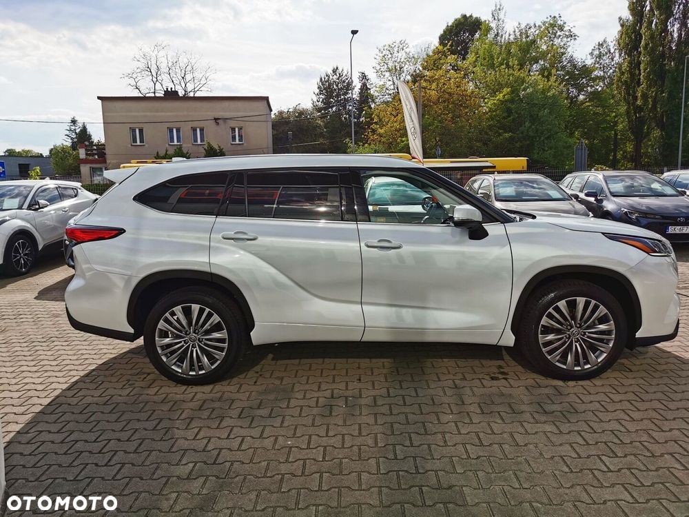 Toyota Highlander - 16