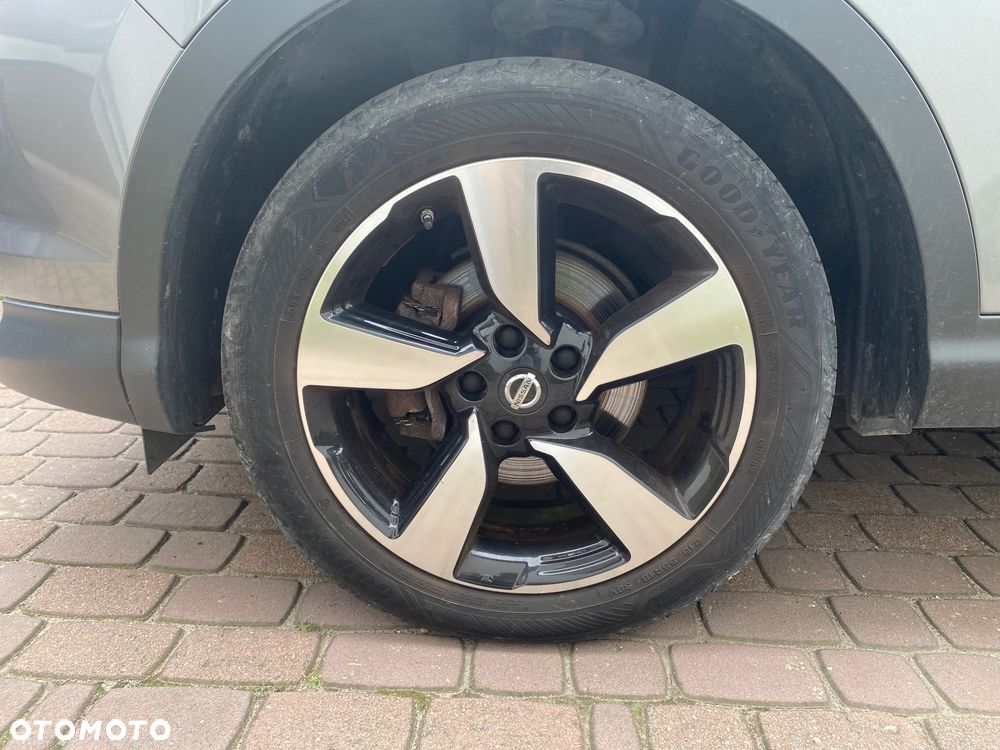 Nissan Qashqai 1.6 DIG-T N-Connecta - 17