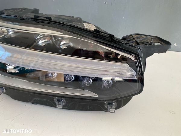 Far dreapta FULL LED Volvo XC90 2018+ 31468919 316555266 - 7