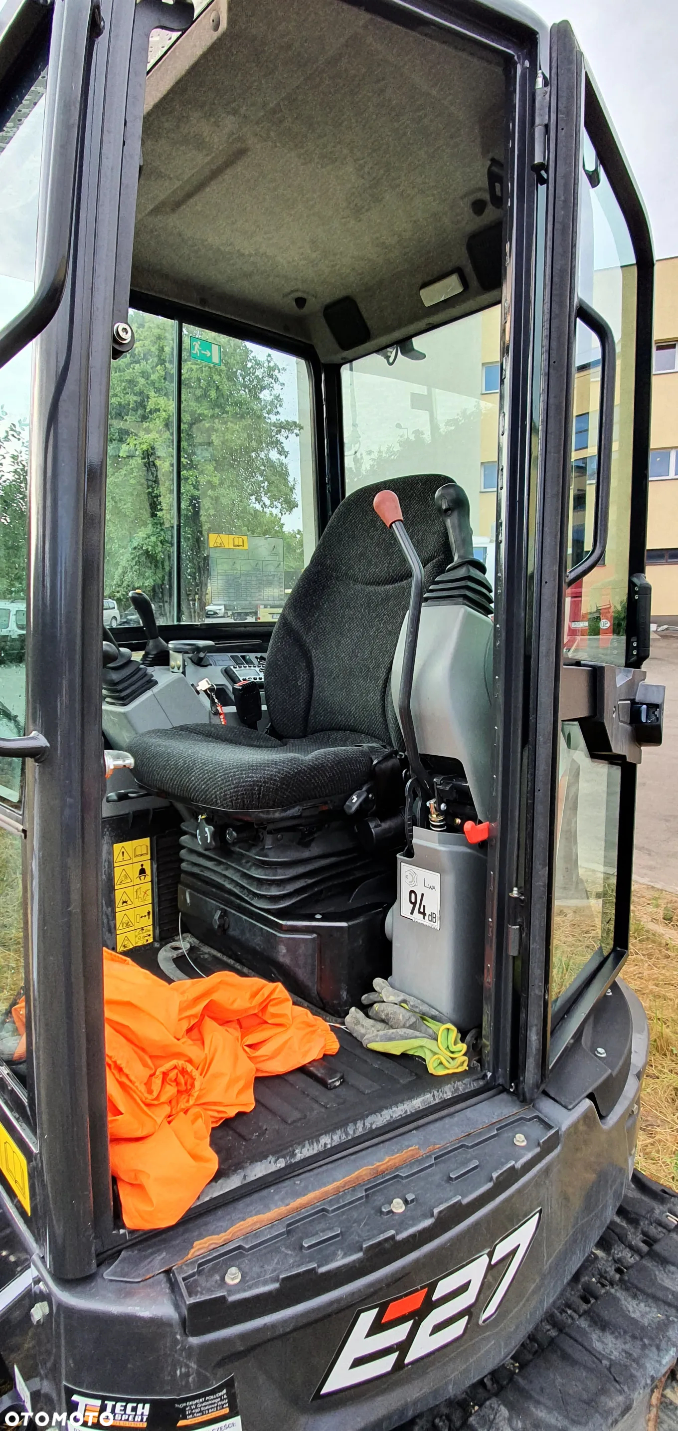 Bobcat E20Z - 4