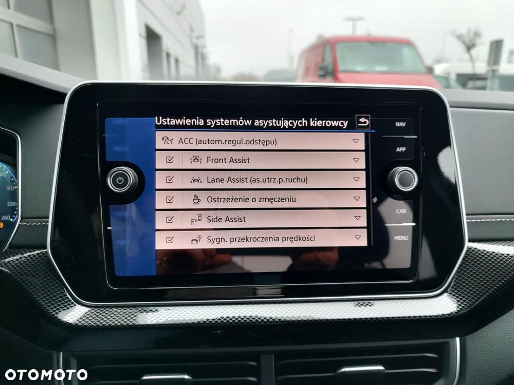 Volkswagen T-Cross - 27