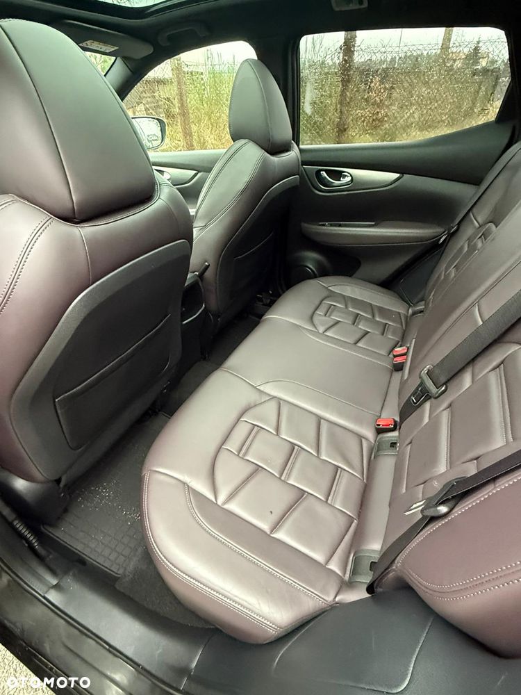 Nissan Qashqai 1.2 DIG-T Xtronic TEKNA+ - 16