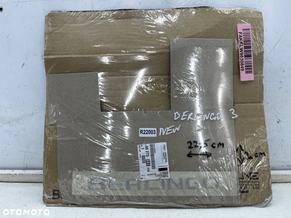 Znaczek Citroen Berlingo 3 III Multispace 18r.- NOWY napis znaczek emblemat na klapę bagażnika - 2