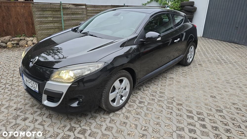 Renault Megane 2.0 16V Dynamique CVT - 2