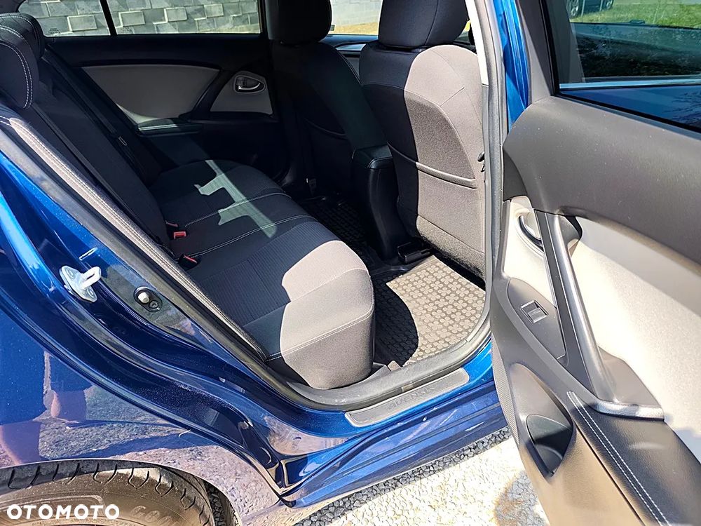 Toyota Avensis 1.8 Edition-S - 21