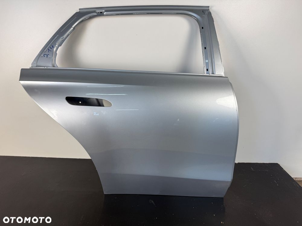 Drzwi tylne Tył strona prawa Mercedes-Benz E W214 A214 A2147323300 KOMBI - 1