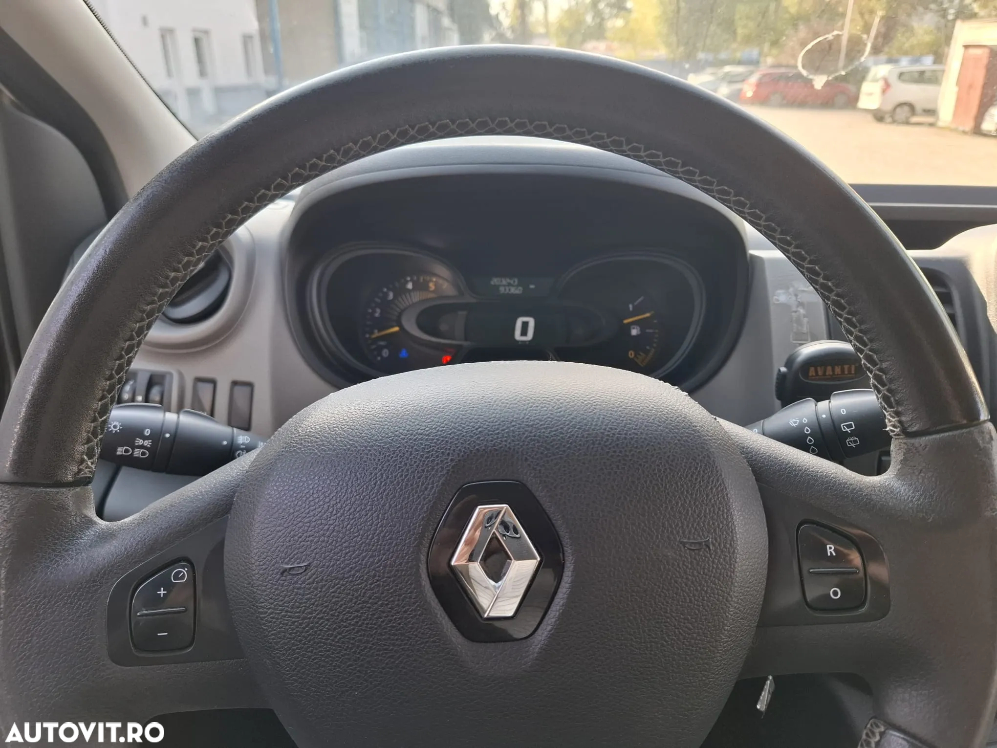 Renault Trafic Combi L2H1 1.6 dCi TT 125 7+1 Expression - 6