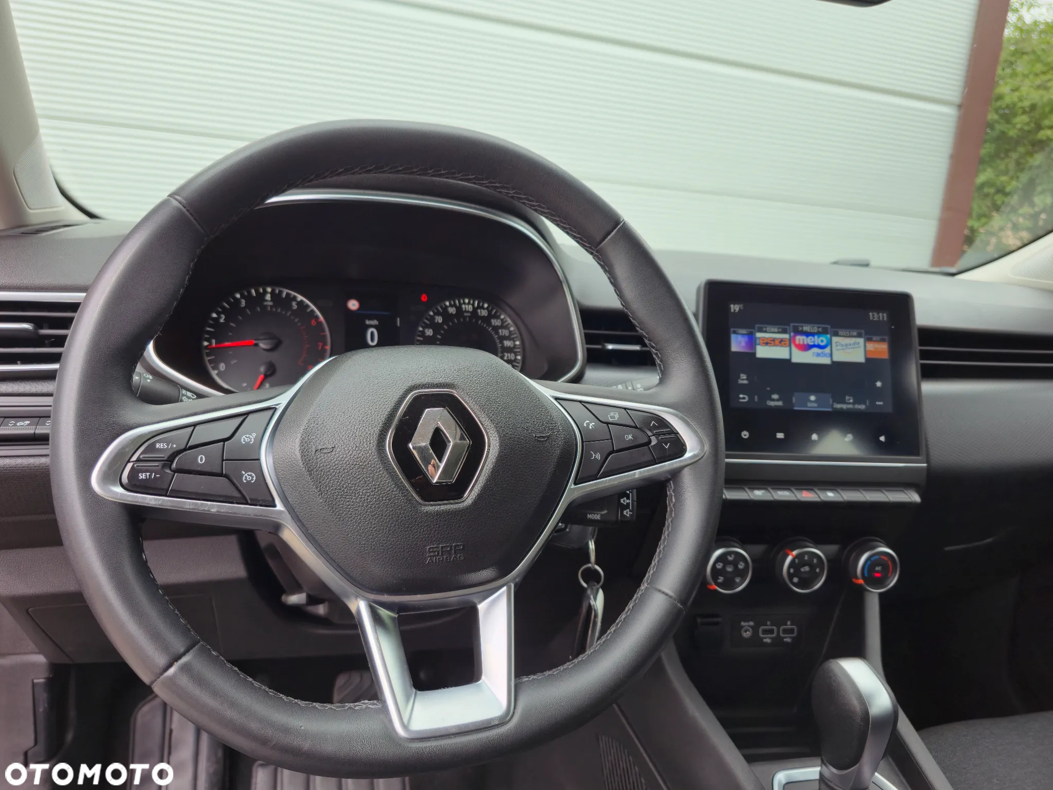 Renault Clio 1.0 TCe Zen Xtronic - 25