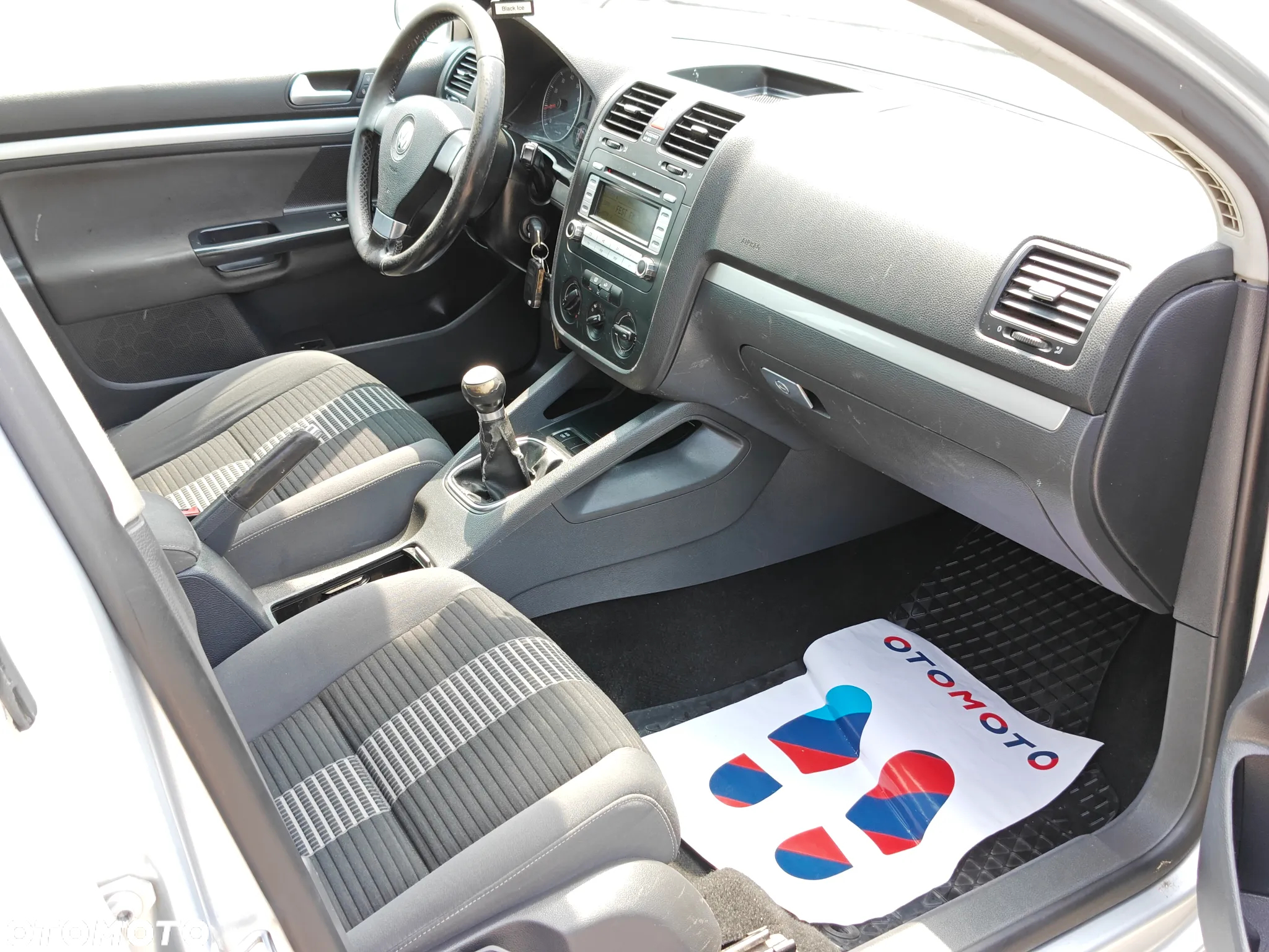 Volkswagen Golf V 1.4 Comfortline - 7