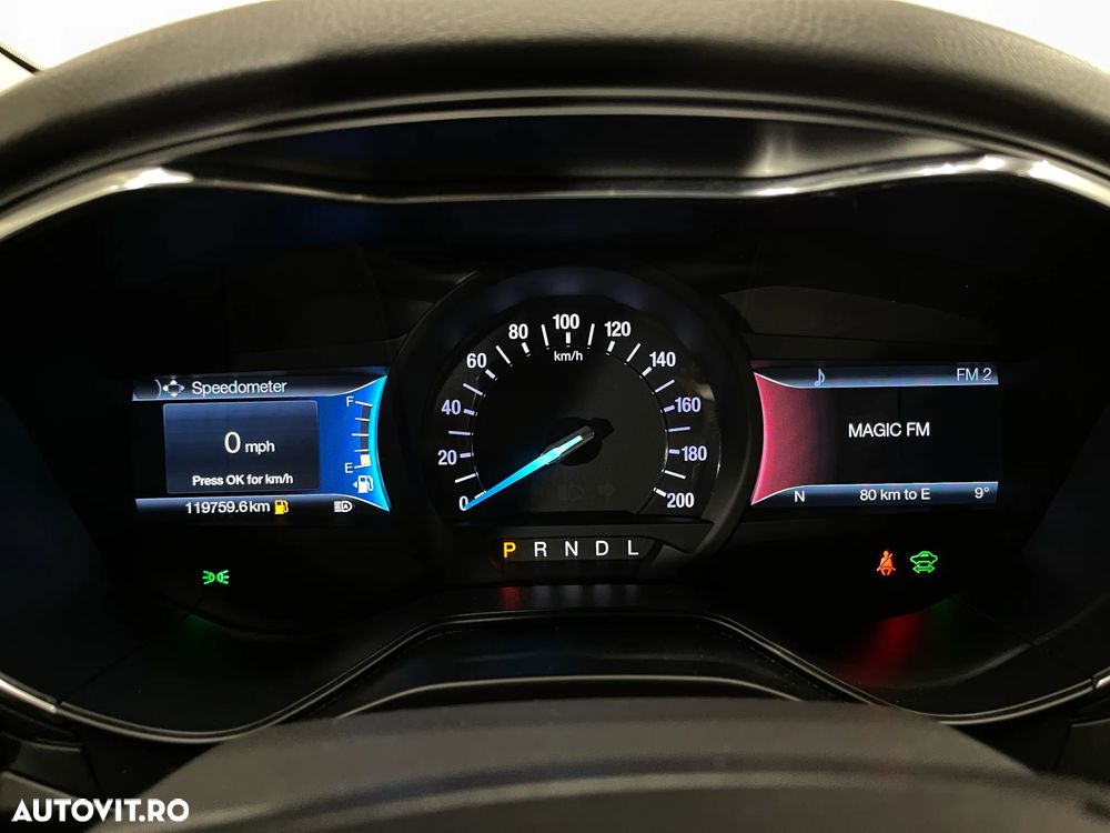 Ford Mondeo 2.0 HEV Titanium - 24