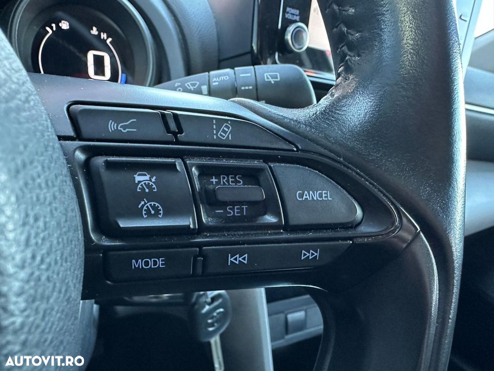 Toyota Yaris Cross - 17