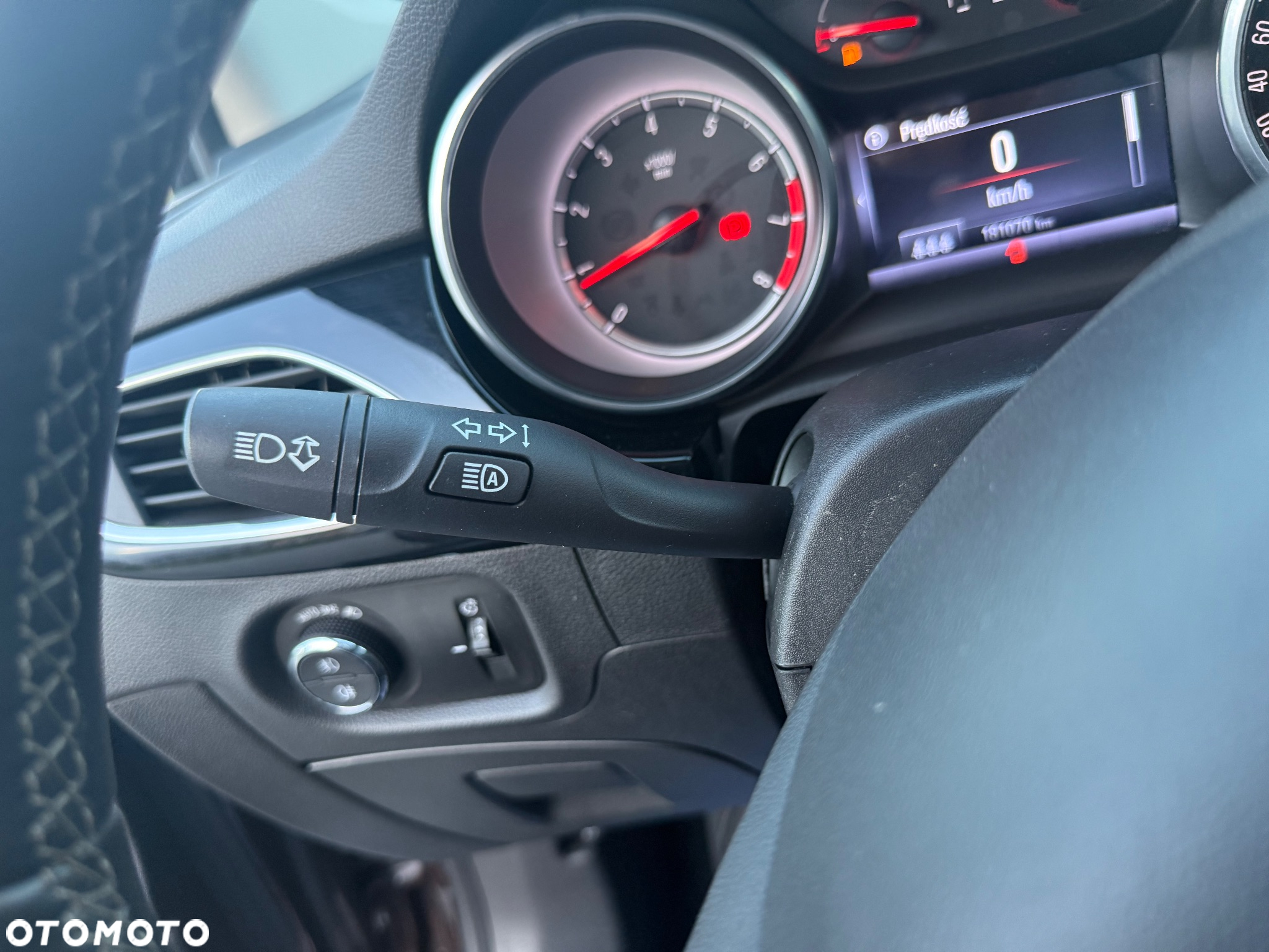 Opel Astra 1.4 Turbo Start/Stop Sports Tourer Innovation - 35