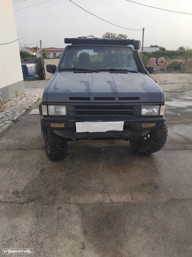 Nissan Terrano - 1