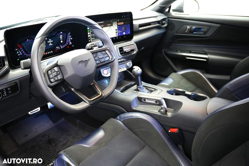 Ford Mustang 5.0 V8 Aut. Dark Horse - 7