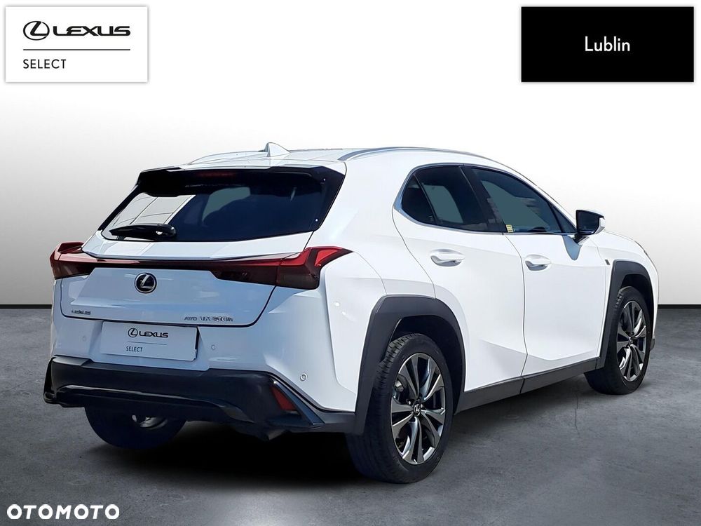 Lexus UX 300h F Sport Design AWD - 6