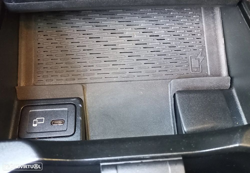 Mercedes-Benz GLA 250 e 8G-DCT Progressive - 16