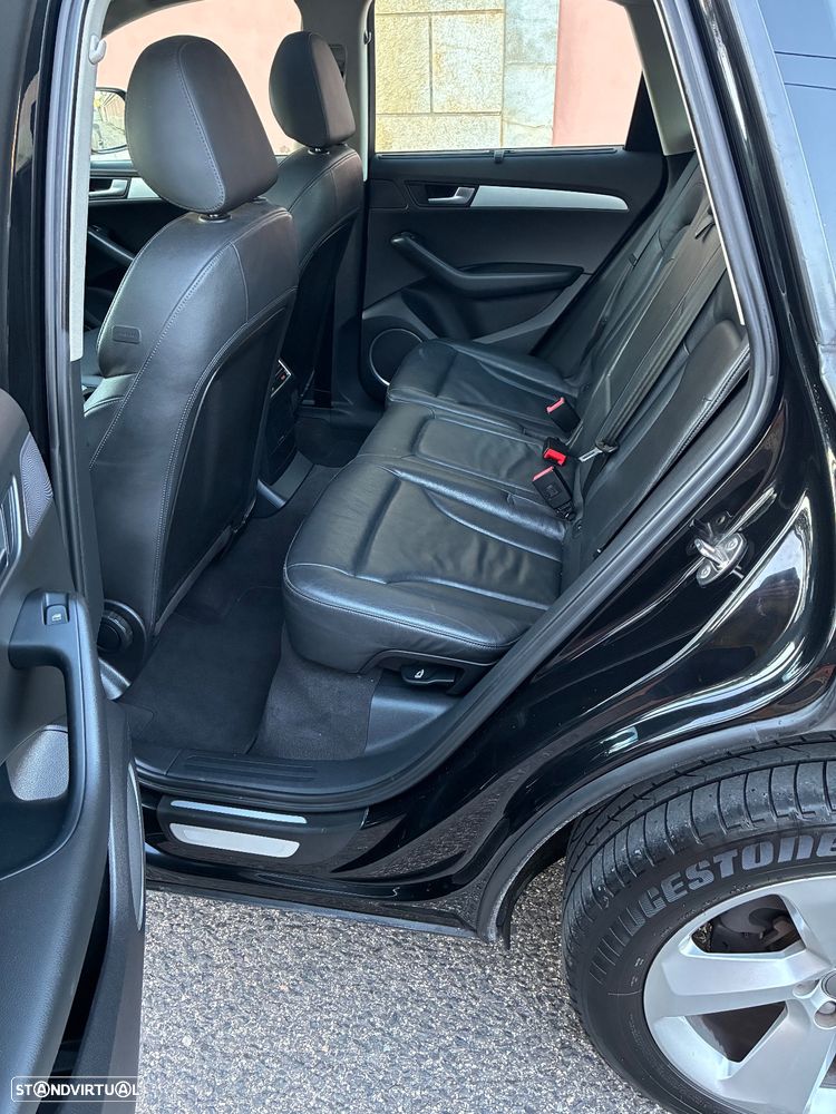 Audi Q5 2.0 TFSI Exclusive S-tronic - 25