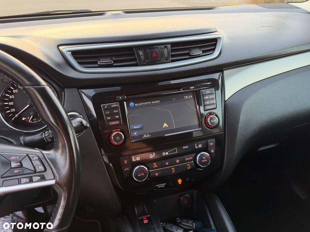 Nissan Qashqai 1.6 DIG-T Tekna - 20