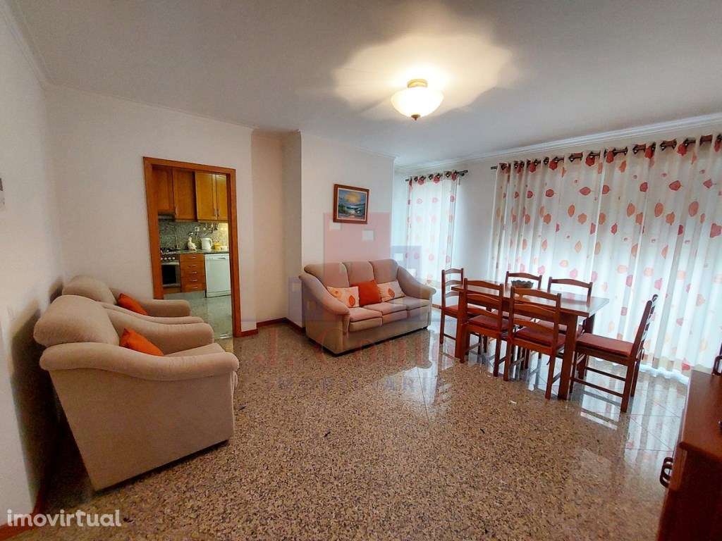 Apartamento T2 em São Martinho do Porto - Grande imagem: 2/17