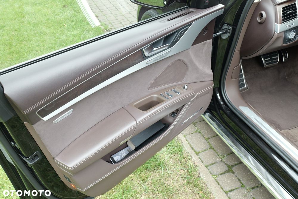 Audi A8 4.2 TDI Quattro - 25