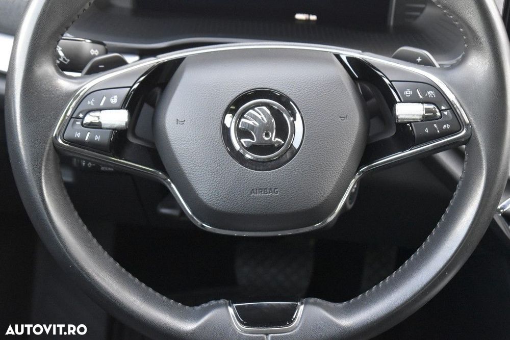 Skoda Octavia 2.0 TDI DSG Style - 25