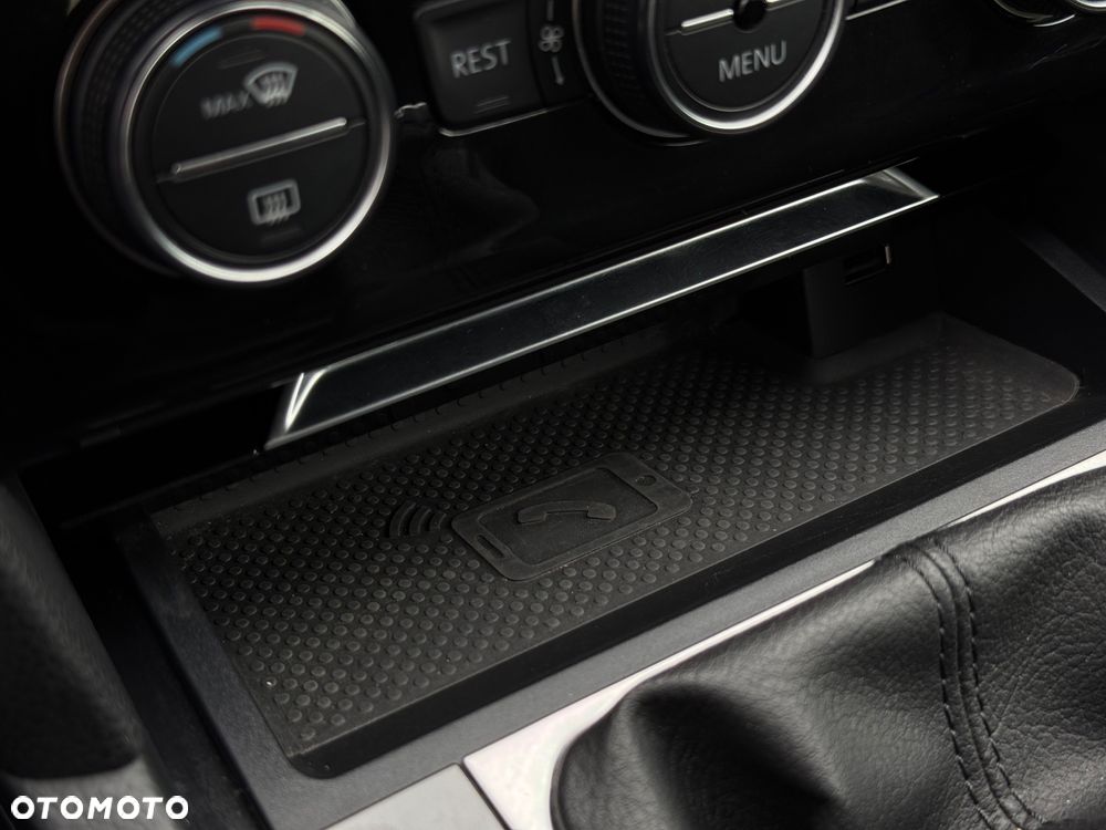 Volkswagen Arteon 2.0 TDI SCR Elegance - 23