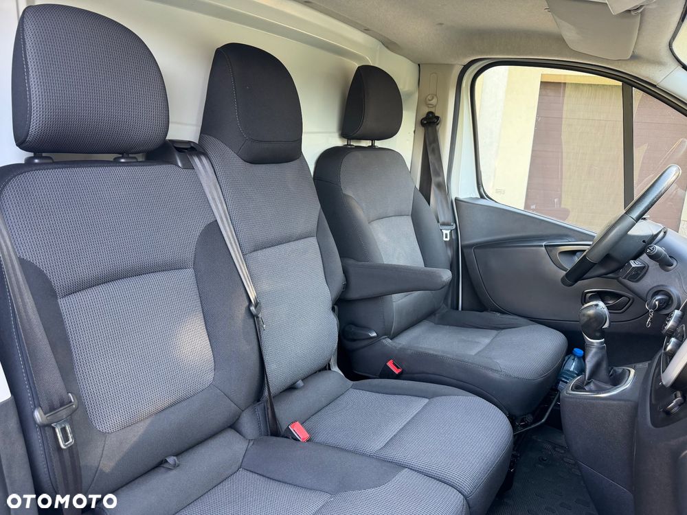 Renault Trafic - 11
