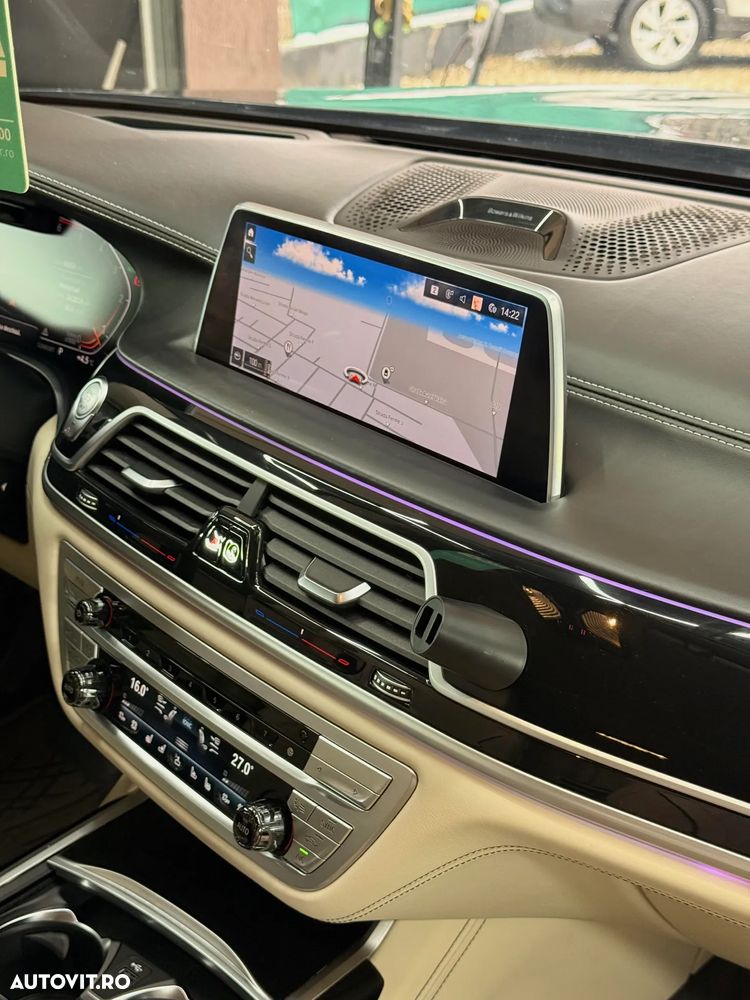 BMW Seria 7 750d xDrive - 12