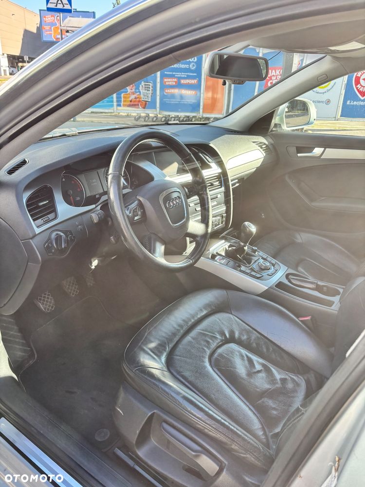 Audi A4 Avant 2.0 TDI - 15