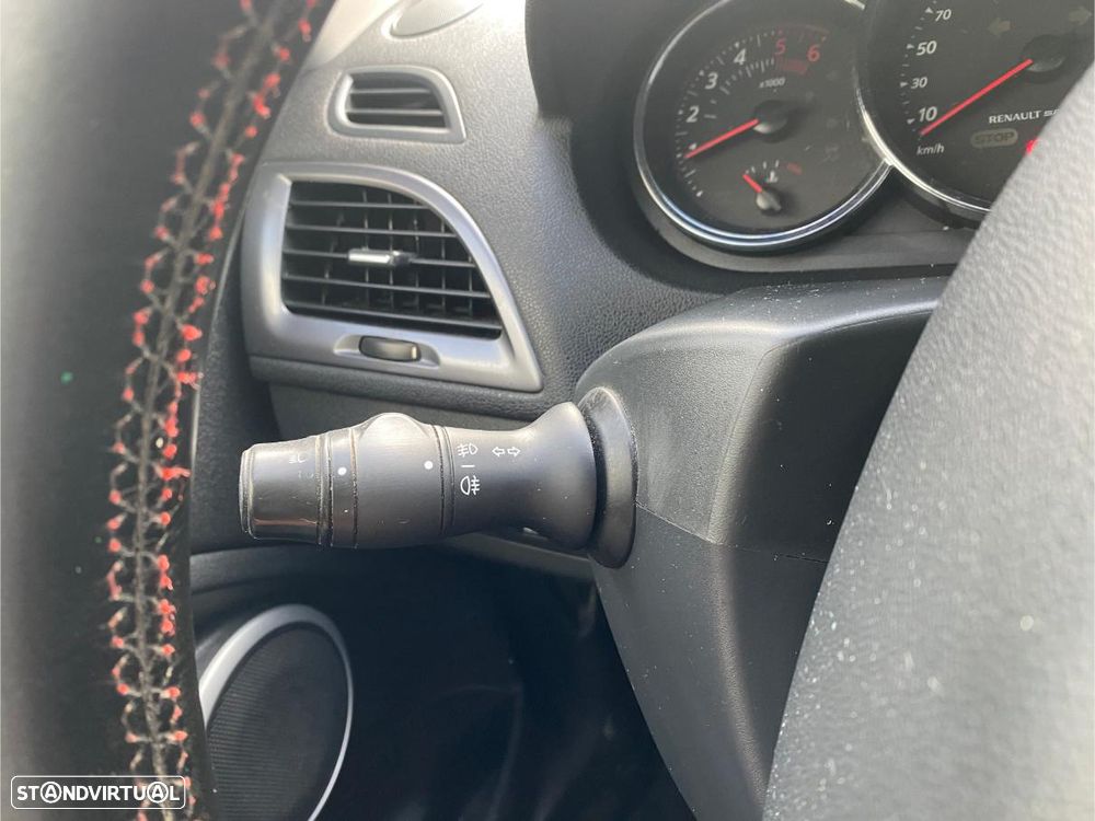 Renault Mégane Sport Tourer 1.5 dCi GT Line SS - 39