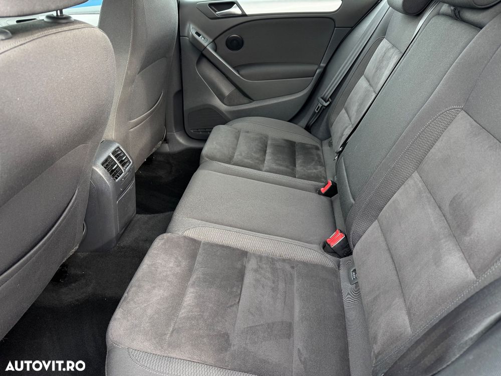 Volkswagen Golf 1.4 TSI BlueMotion Technology DSG Highline - 12