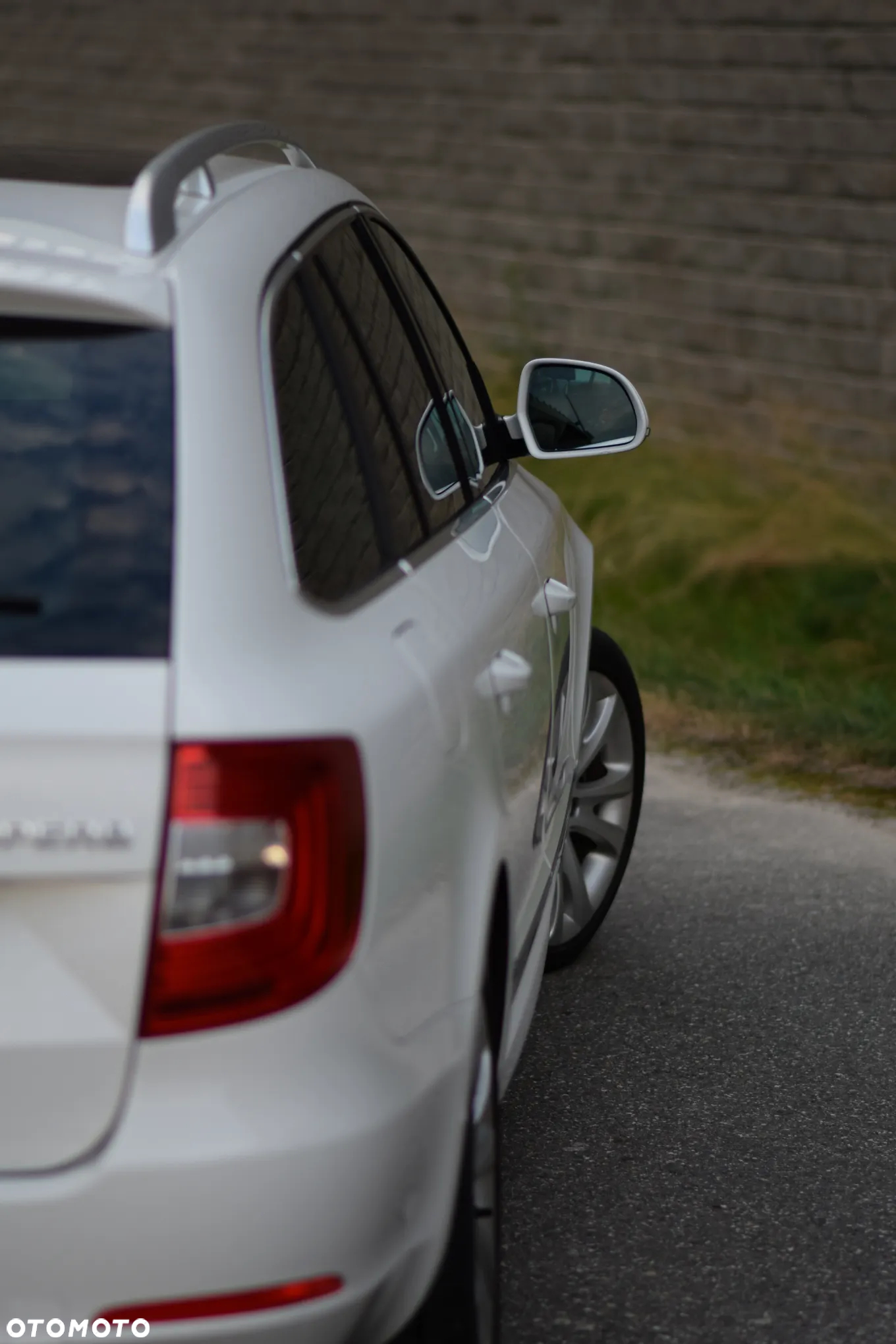 Skoda Superb 1.8 TSI Platinum DSG - 5