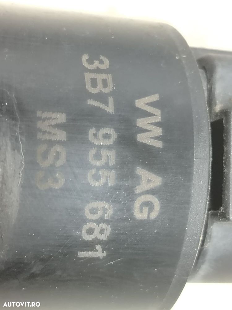 Pompa vas lichid parbriz 3b7955681 Volkswagen VW Transporter T5 [2003 - 3