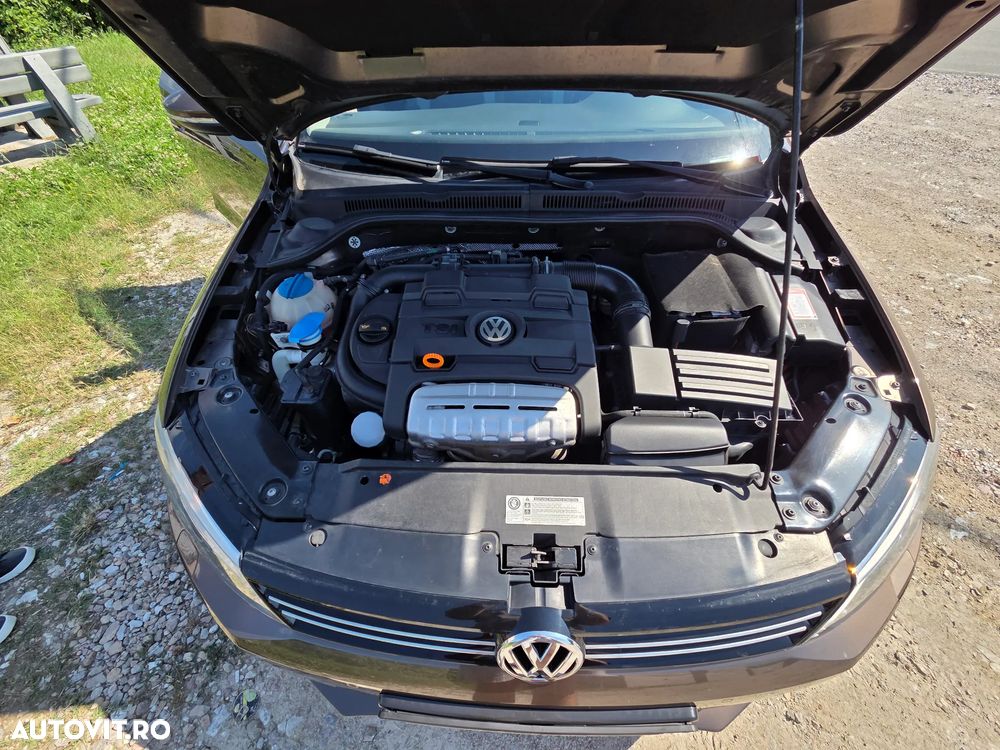 Volkswagen Jetta - 13