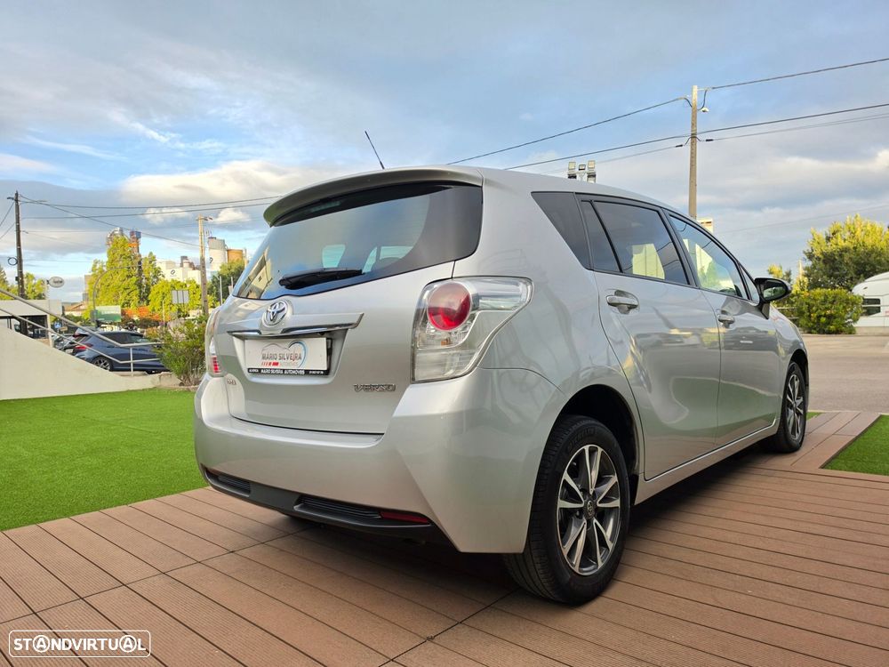 Toyota Verso 1.6 D-4D Comfort - 15