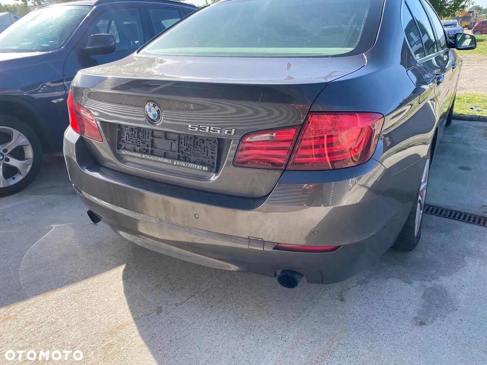 BMW Seria 5 535d Sport-Aut Modern Line - 4
